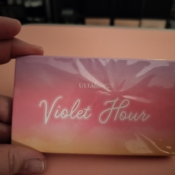 Makeup Bundle! - Picture 10 of 13